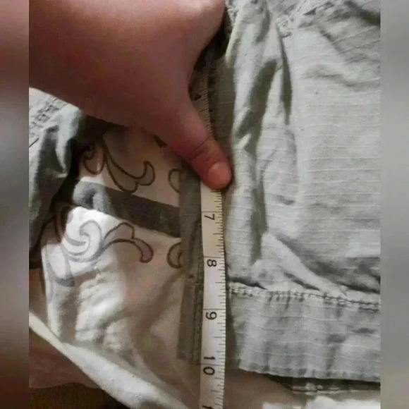 Mens sage green nautica cargo shorts! - Picture 5 of 5